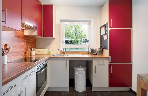 Efringen-Kirchen Apartment | Apartment 'Dreiländer Blick' with Private Terrace and Wi-Fi