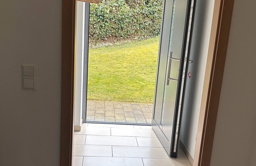 Hambuch Apartment | Apartment 'Eifel im Herzen' with Private Terrace, Private Garden and Wi-Fi