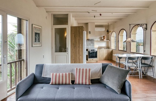 Ventallo Apartment | Apartment 'El Pedró Rural' with Mountain View, Wi-Fi and Air Conditioning