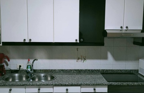 Monforte de Lemos Apartment | Apartment 'En Centro De Monforte' with Wi-Fi