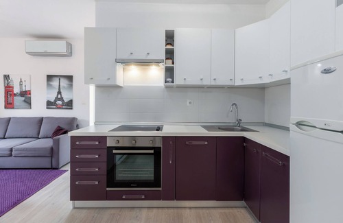 Brulo Apartment | Apartment Enny 1 for 2-4 persons in Porec, near the sea, parking