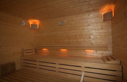 Finsing Apartment | Apartment Erzherzog's Apts-Zillertal Kaiser Lodge by Interhome