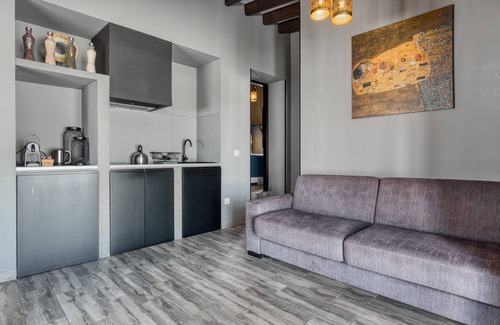 Formentera de Segura Apartment | Apartment 'La Vuelta 4' with Mountain View, Wi-Fi and Air Conditioning