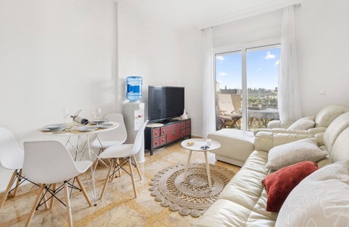 Lo Pagan Apartment | Apartment '1209golfdbeach' with Shared Pool, Wi-Fi and Air Conditioning