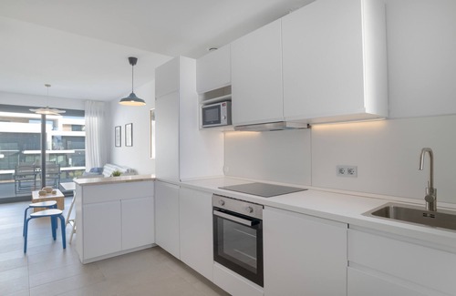 Zahara de los Atunes Apartment | Apartment 'Palacio De Pilas 22' with Shared Pool, Wi-Fi and Air Conditioning