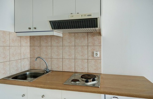 Kardamena Apartment | Apartment 'Evripides Family One -bedroom 3' with Shared Pool, Shared Garden and Air Conditioning