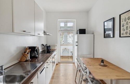 Ost Apartment | Apartment für 13 Gäste, 5 Schlafzimmer, 2 Bäder, 2 Loggia's, Leipzig Zentrum Ost