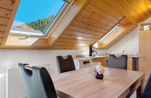 Zell am Harmersbach Apartment | Apartment 'Ferienwohnung Sternenhimmel, 48qm' with Mountain View, Shared Terrace and Wi-Fi