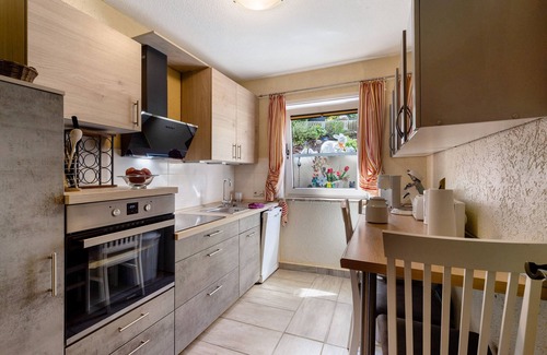 Barbis Apartment | Apartment 'Ferienwohnung Harzer Bergblick' with Private Pool, Private Terrace and Wi-Fi