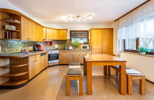 Grafenhausen Apartment | Apartment 'Ferienwohnung Frische Brise' with Mountain View, Balcony and Wi-Fi