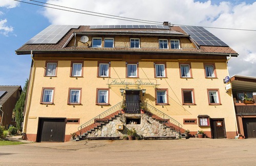Voehrenbach Apartment | Apartment 'Ferienwohnung 2' with Shared Garden and Wi-Fi