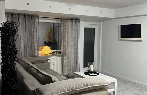 Arnstadt Apartment | Apartment 'Ferienwohnung Arnstadt Ost' with Private Terrace and Wi-Fi