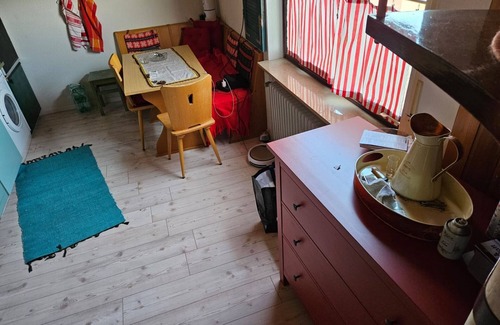 Aue Apartment | Apartment 'Ferienwohnung Maria 5' with Balcony and Wi-Fi