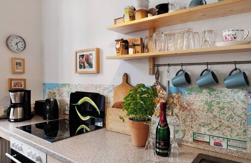 Rostock Apartment | Apartment 'Ferienwohnung Elisabeth' with Wi-Fi