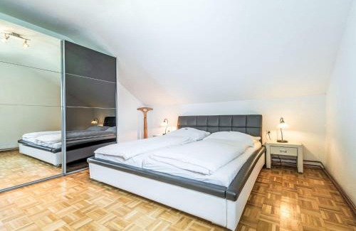 Oeblarn Apartment | Apartment Ferienwohnung Grimmingblick by Interhome