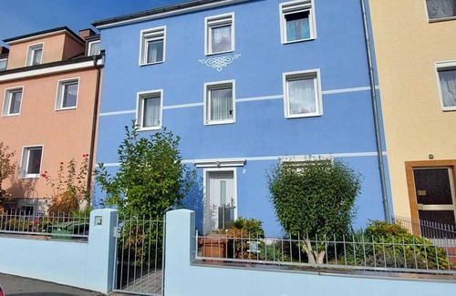 Hof Apartment | Apartment 'Ferienwohnung In Hof Saale' with Wi-Fi