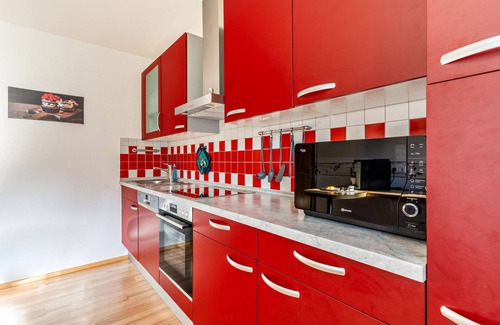 Lahr Apartment | Apartment 'Ferienwohnung Kuckucksnest' with Mountain View, Private Terrace and Wi-Fi