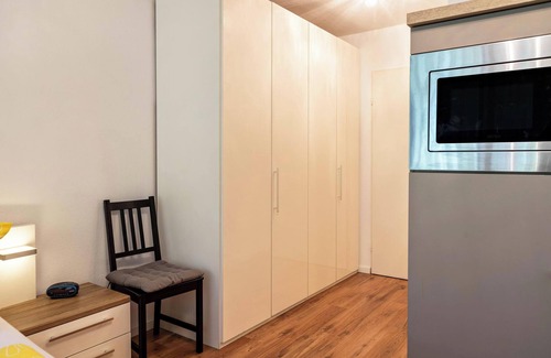 Reichenau Apartment | Apartment "Fetscher 2" with Lake View, Pool, Sauna & Wi-Fi