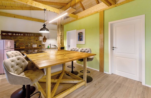 Zahna-Elster Apartment | Apartment 'Fewo Am Flämingrand' with Shared Garden, Balcony and Wi-Fi