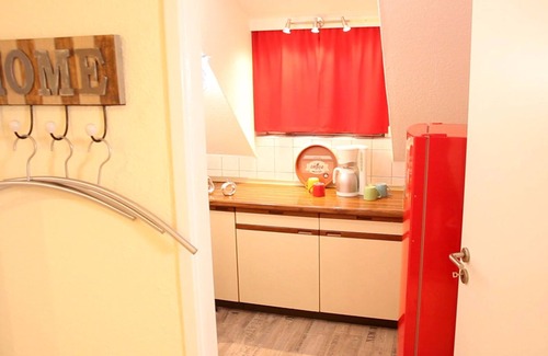 Sandershausen Apartment | Apartment/FeWo, Herkulesblick, quiet, close to the city, WiFi, up to 4 pers.