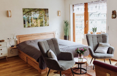 St. Peter im Schwarzwald Apartment | Apartment 'Finkenstüble' with Mountain View, Private Terrace and Wi-Fi