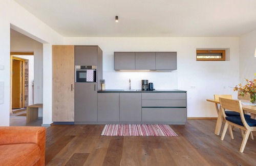 St. Pauls Apartment | Apartment 'Firmelein 1 Stock' with Mountain View, Private Terrace and Wi-Fi