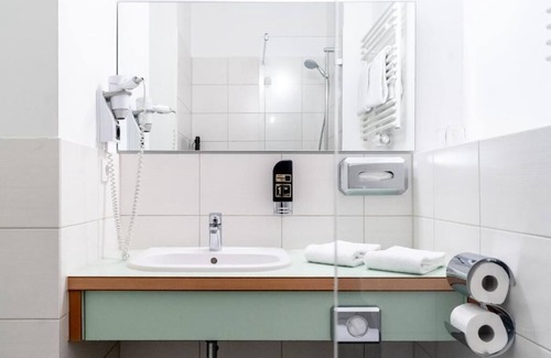 Altdorf Hotel | Apartment for 1 per. with own bathroom, own kitchen