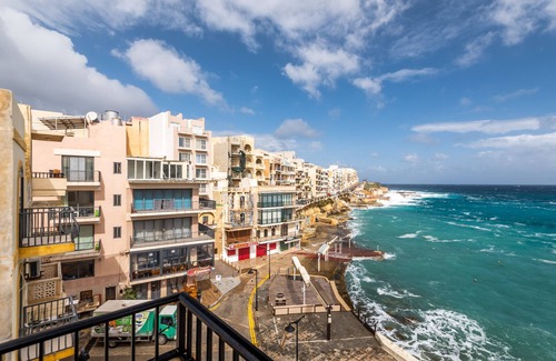 Marsalforn Apartment | Apartment for 2 persons with good sized balcony and amazing sea views!