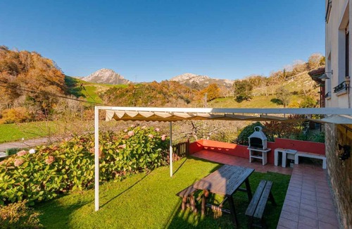Puente Nuevo House | Apartment for 4 people, in the countryside, 15 km from Oviedo and Gijón