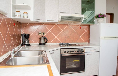 Senj Apartment | Apartment for 6 in Senj