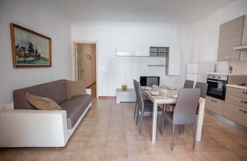 Torre Lapillo House | Apartment for rent with terrace (TL66A)