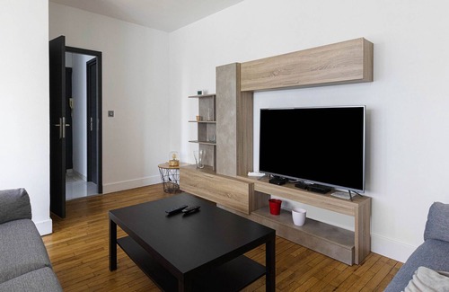 Charleville-Mezieres Apartment | Apartment a stone's throw from the town center
