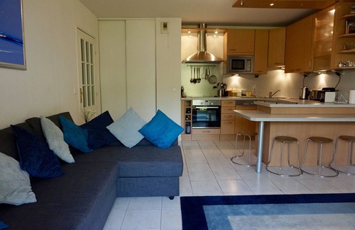 Mandelieu-La-Napoule Apartment | Apartment in peaceful location. Ideal for couples & young families.