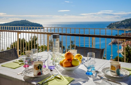 Villefranche-sur-Mer Apartment | Apartment 'Résidence Le Clos Charmerade' with Sea View, Wi-Fi and Air Conditioning