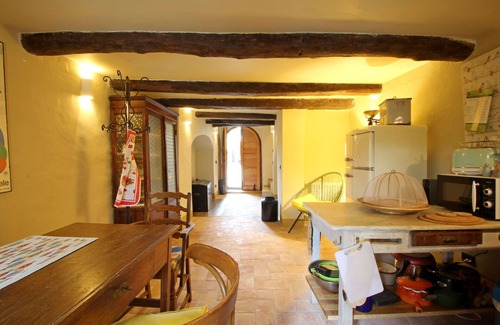 Fosdinovo Apartment | Apartment from other times