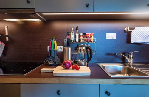Albions Apartment | Apartment "Gass A" with Mountain View, Private Terrace & Wi-Fi