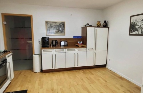 Bad Bocklet Apartment | Apartment 'Gästehaus Da Fabio' with Mountain View, Private Terrace and Wi-Fi