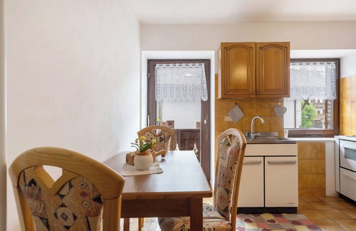 Trodena Apartment | Apartment 'Girasole Truden' with Mountain View, Shared Garden and Wi-Fi