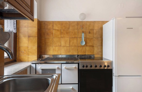 Trodena Apartment | Apartment 'Girasole Truden' with Mountain View, Shared Garden and Wi-Fi