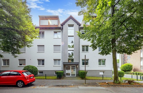 Rosenhugel Apartment | Apartment Gladbeck Large 2-room apartment with balcony near MoviePark & Arena AufSchalke