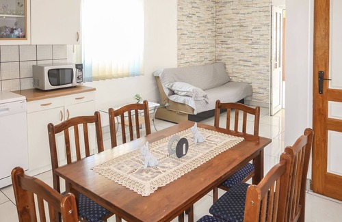 Cesarica Apartment | Apartment Golic by Interhome