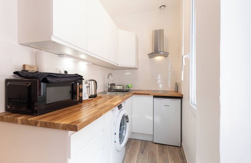 Lourdes Apartment | Apartment 'Grottes De Lourdes - 4 Pers' with Wi-Fi
