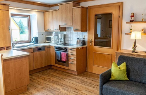 Mariapfarr Apartment | Apartment/ground floor 2 bedrooms/shower, WC - Mandl, house