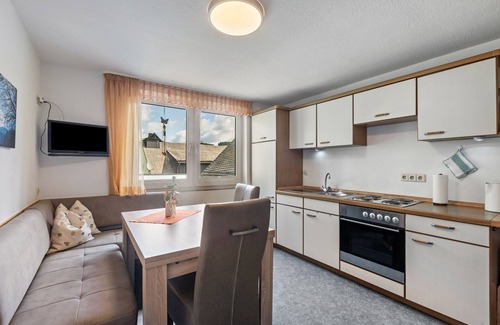 Boedefeld Apartment | Apartment 'Hacke, 55qm' with Balcony and Wi-Fi