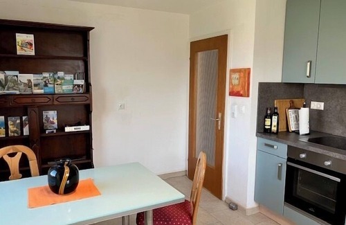 Pfeffenhausen Apartment | Apartment Hallertau I on the first floor