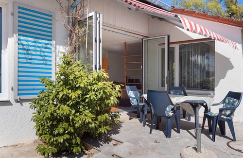 Engen Apartment | Apartment 'Hegaudomizil' with Private Terrace, Private Garden and Wi-Fi