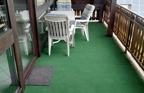 Wimbach Apartment | Apartment 'Heinz Romes' with Shared Terrace, Balcony and Wi-Fi