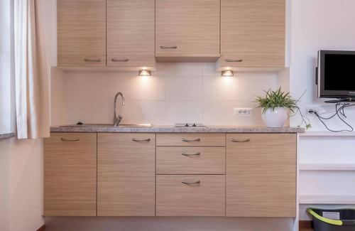 Santa Maddalena Apartment | Apartment "Hilber App Fermeda" with Mountain View, Garden and Wi-Fi
