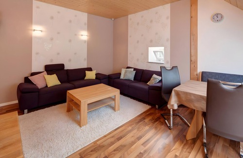Gerabronn Apartment | Apartment 'Hof In Liebesdorf - Akelei' with Shared Garden and Wi-Fi