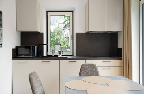 Villabassa Apartment | Apartment "Hofer Maria" with Mountain View, Wi-Fi, Terrace and Garden